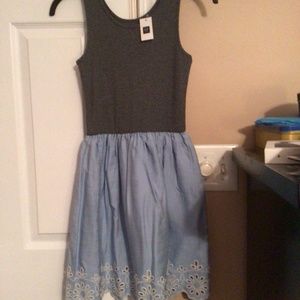 Girls dress